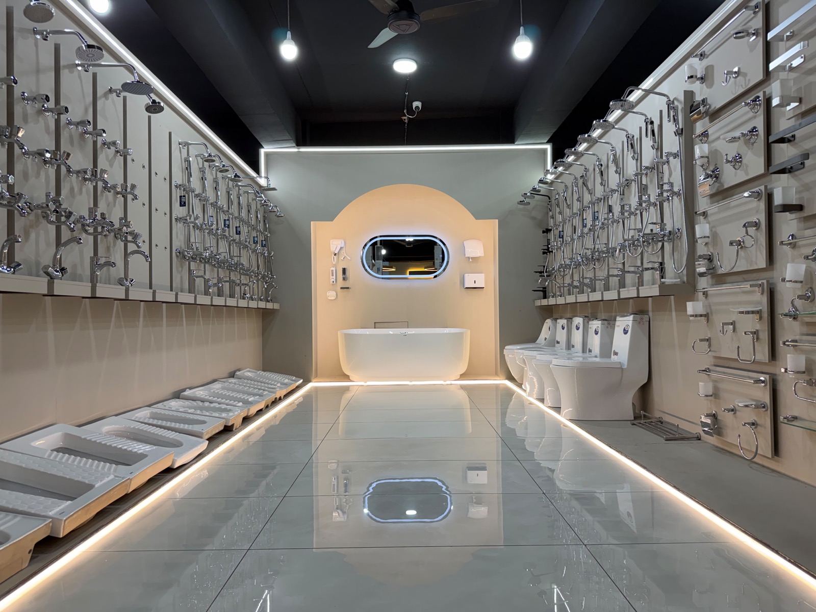 Bathroom Fixtures Showcase